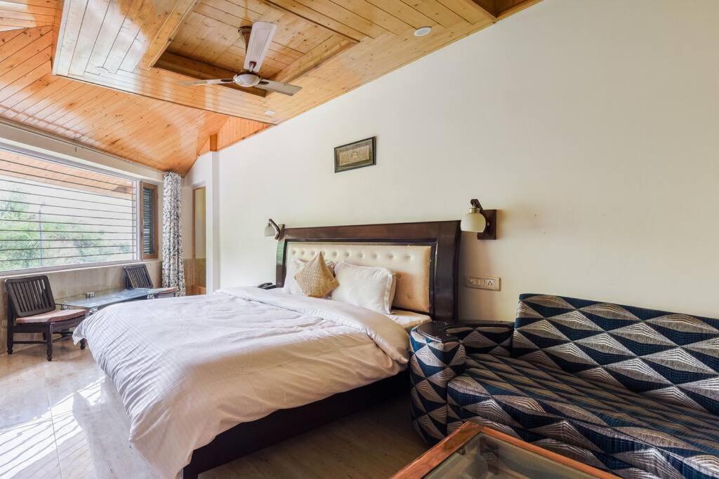 Kasauli Cascade A Cheerfull 4 Bedroom Challet Extérieur photo